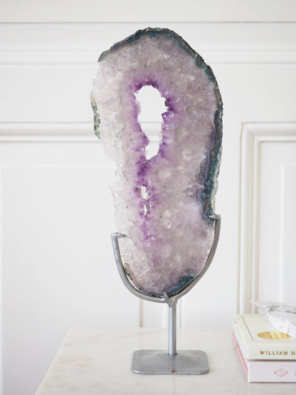 Amethyst Portal auf Ständer . Halter   34 cm - aus Brasilien