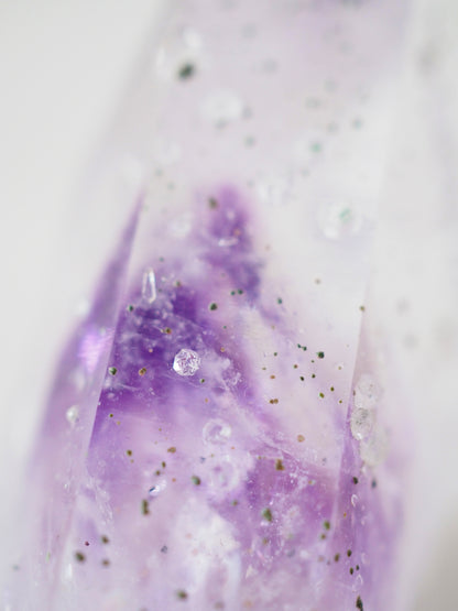 Brandberg Enhydro Phantom Amethyst Spitze ca. 4 cm [xx]- aus  Streep Mine . Goboboseb . Brandberg . Erongo Namibia HIGH QUALITY