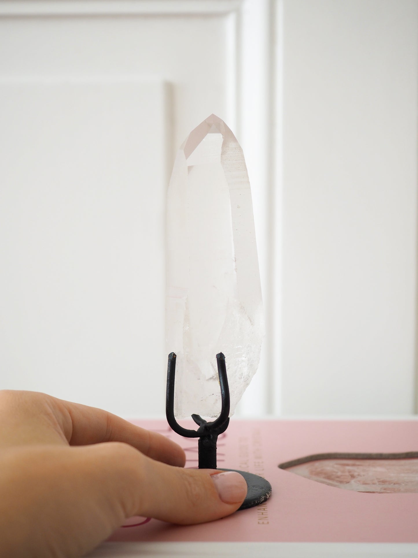 Bergkristall LEMURIAN Spitze auf Halter . Ständer ca. 14 cm  - aus Bahia Brasilien