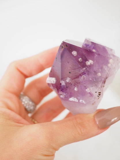 Glitzernder Amethyst mit Calcit . Sparkly Amethyst with Calcite ca. 206g  [96] - aus Brasilien RARE