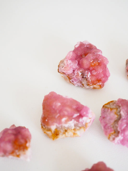 Pink Cobalto Calcite Specimen ca. 2-3cm - aus Marokko