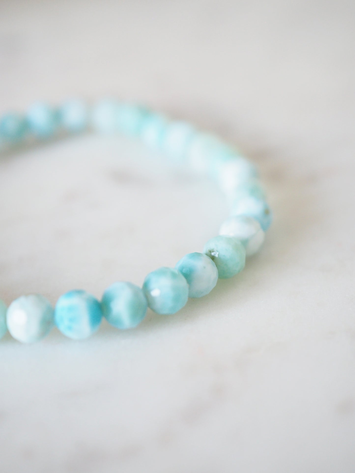 Larimar Kugel Armband Facettiert ca. 6 mm - Larimar aus der Dominikanischen Republik AAA Qualität